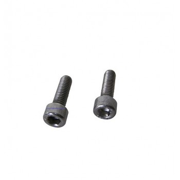 Genuine Husqvarna 61 268 365 362 371 372 Exhaust Bolt x 2 Genuine Husqvarna 61 268 365 362 371 372 Exhaust Bolt x 2